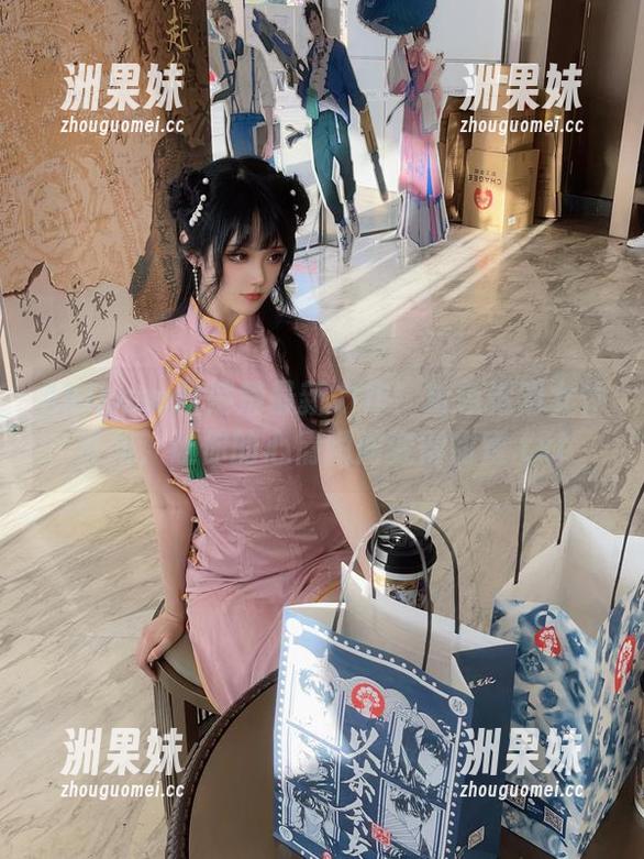 Akisoso秋楚楚最新力作！粉色透明女仆美图，让你的心情瞬间变得甜蜜.txt