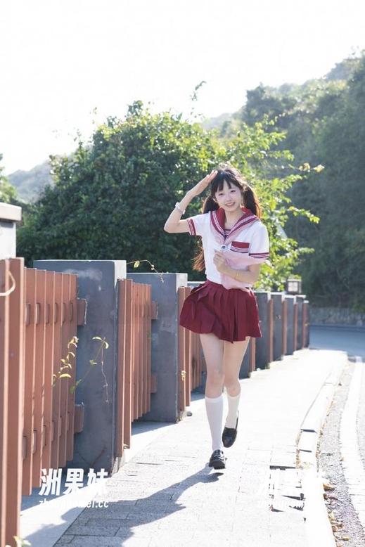 Feilin嗲囡囡 - 赵小米Kitty和服写真合集：一次视觉盛宴，感受和服之美的深度与广度.txt