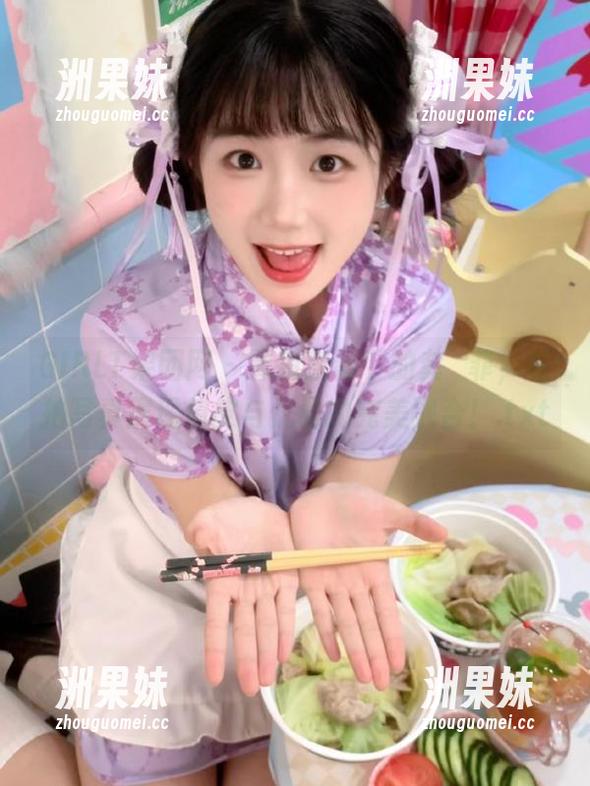 GIRLT果团网 - 黑色魅影下的龚玥菲，私拍写真展现俏皮与优雅的完美融合！.txt