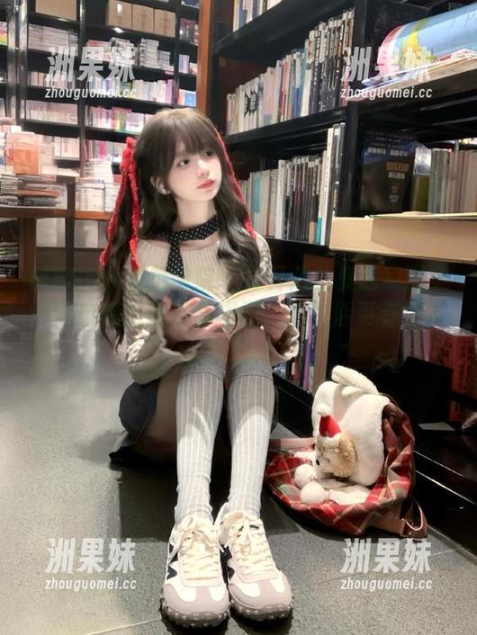 MFStar模范学院 - 打开陈怡曼居家图集：不容错过的下载资源，让生活更有情调！.txt