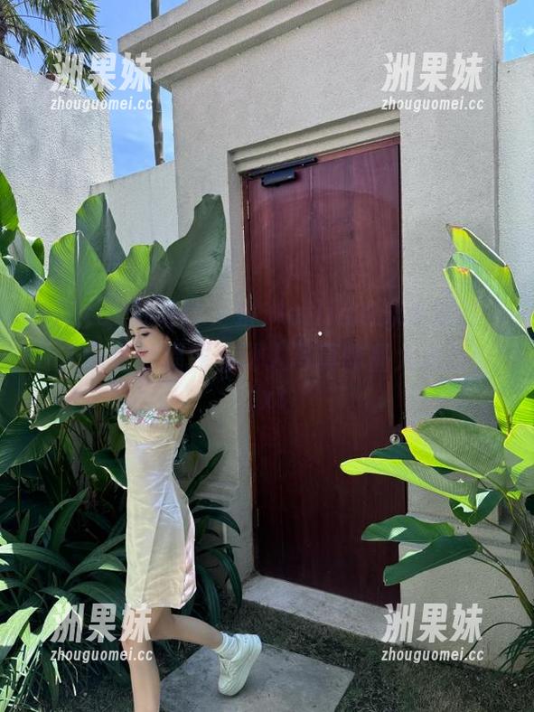 MiStar魅妍社 - 琳琳ailin的泳池派对，令人惊喜的福利与动人写真作品大放送！.txt