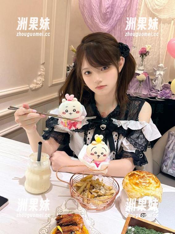 MiiTao蜜桃社 - 独特视角下的伊素妍美足写真，带你领略另一种魅力照片.txt