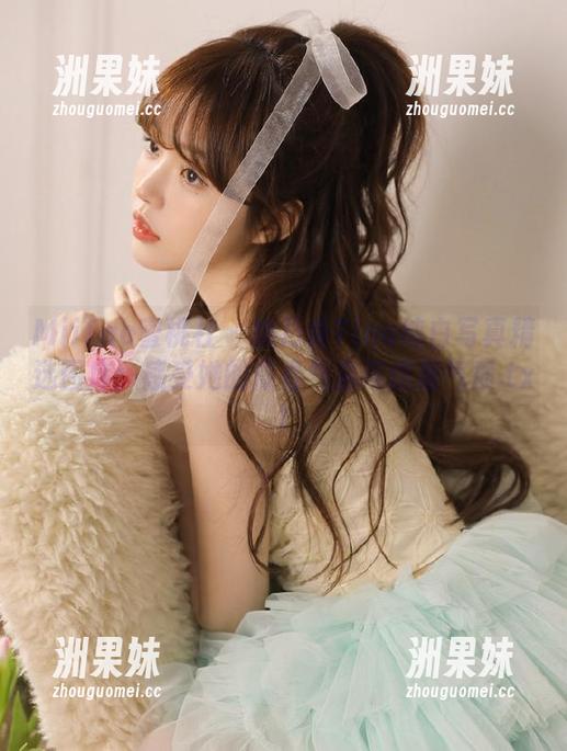 MiiTao蜜桃社 - 桃乃香Tina纯白写真精选图库：感受她的青春气息与优雅气质.txt