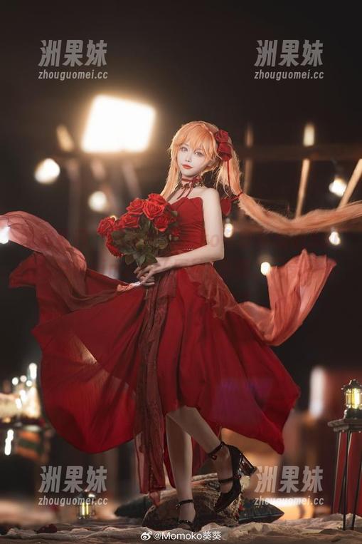 炫彩夏日，观看Momoko葵葵展现的BarbaraSwimsuit(原神)原图，记录青春的每个瞬间！.txt