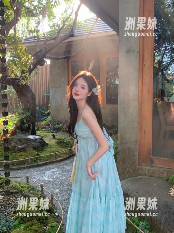 PuyPuyChan网袜写真更新，教你如何优雅地展现自己的个性与魅力！.txt