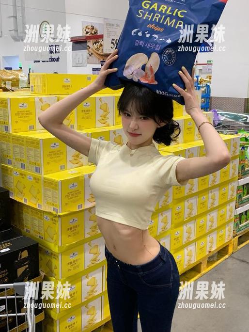 重磅来袭！最新Rioko凉凉子魅魔x恋乃夜舞写真，精彩图片引爆网络热潮.txt