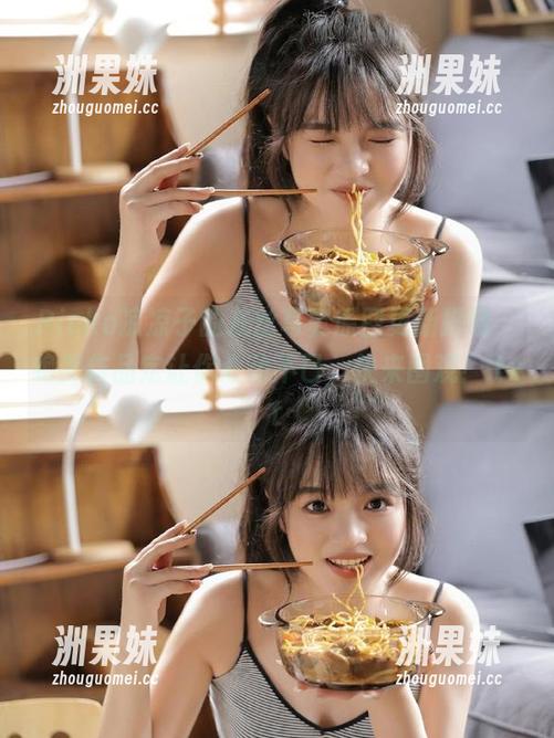 Rioko凉凉子的灰丝写真原图更新揭晓，绝美作品定让你心动不已，快来围观！.txt
