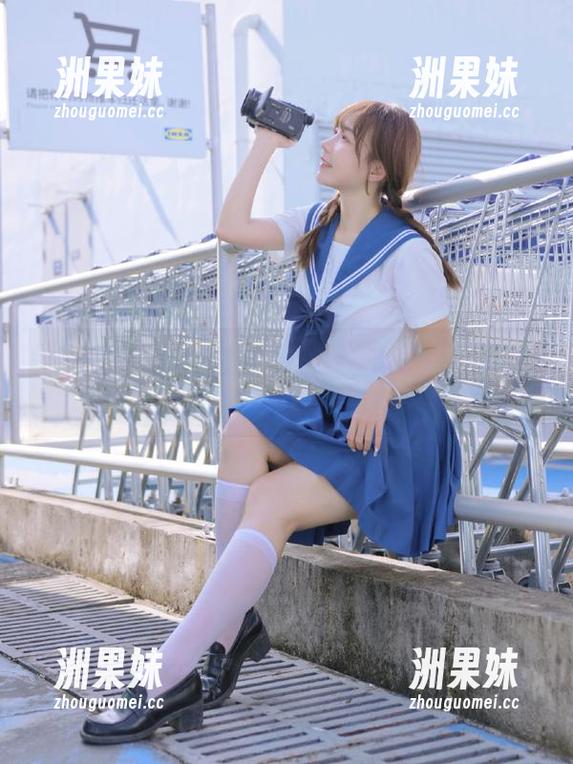 SSA丝社 - 无圣光的馨馨学妹，套图里藏了多少美丽秘密？.txt
