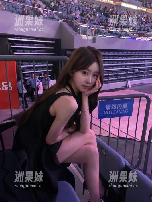 Sonson(손손)办公室：揭开靓丽图集的神秘面纱，分享那些背后温暖的故事与细节。.txt
