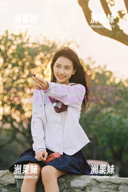 UGirls尤果网 - 乔依琳连体衣写真原图大放送，免费下载尽享她的绝美造型！.txt