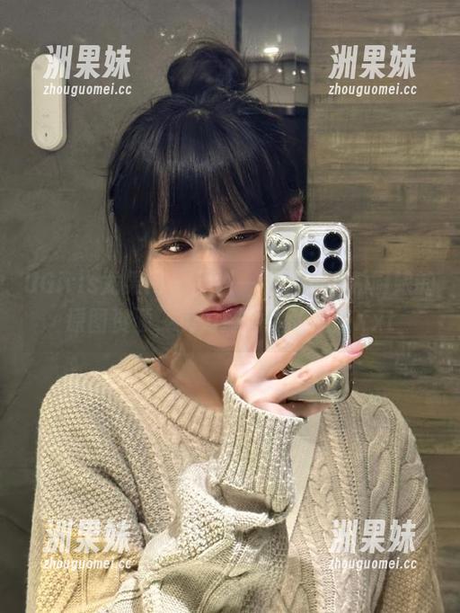 UGirls尤果网 - 见识一下，刘娅希厨娘的原图资源，实力撼动你的心脏.txt