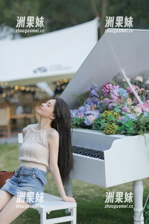 XIAOYU语画界 - 跟随Miko酱的脚步，享受白丝美图分享，带你发现不一样的摄影精彩！.txt