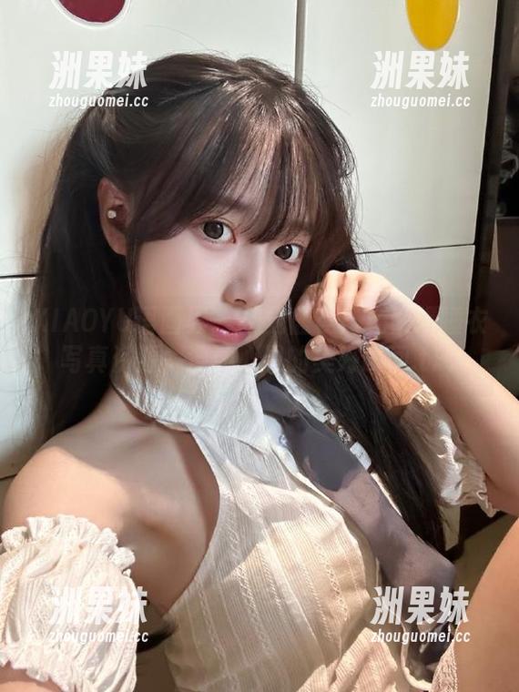 XIAOYU语画界 - 视觉盛宴！杨紫嫣睡衣写真资源，浸润心灵的美好瞬间.txt
