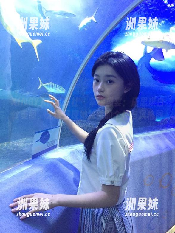 XINGYAN星颜社 - 幸福盛宴：唐思琪白丝美图，无缝呈现她独特的个性与风格图集！.txt