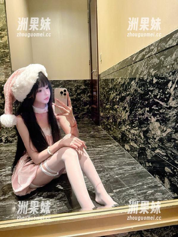 Xiuren秀人网 - Angela小热巴自拍写真资源大公开，带你领略她的无限魅力与个性.txt