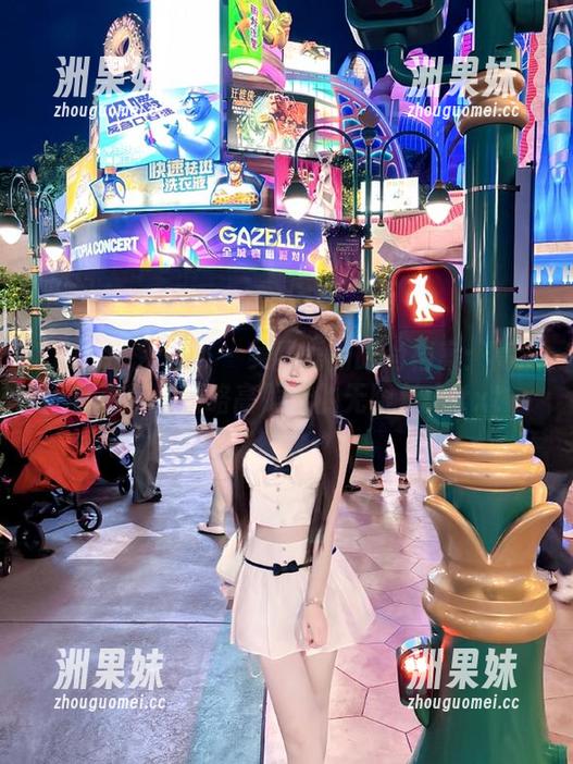 Xiuren秀人网 - 吴雪瑶的时尚档案：高清写真带你领略高跟鞋的无限魅力.txt