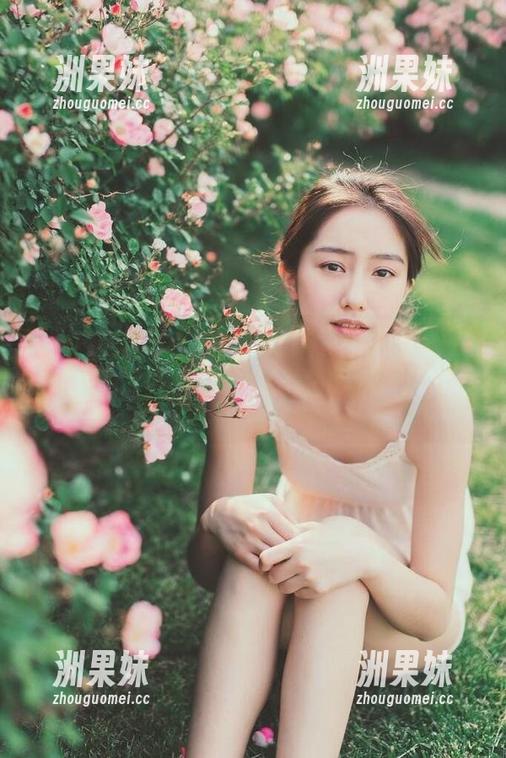 Xiuren秀人网 - 小薯条nienie双马尾主题图包，众多优质写真资源让你大开眼界.txt