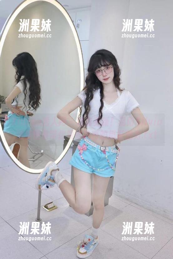 Xiuren秀人网 - 精彩更新！易阳Silvia浴室图集带你领略独特的摄影魅力.txt