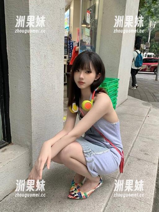 Xiuren秀人网 - 别再犹豫了！李宓儿清纯作品集更新，谁还不想看看？.txt