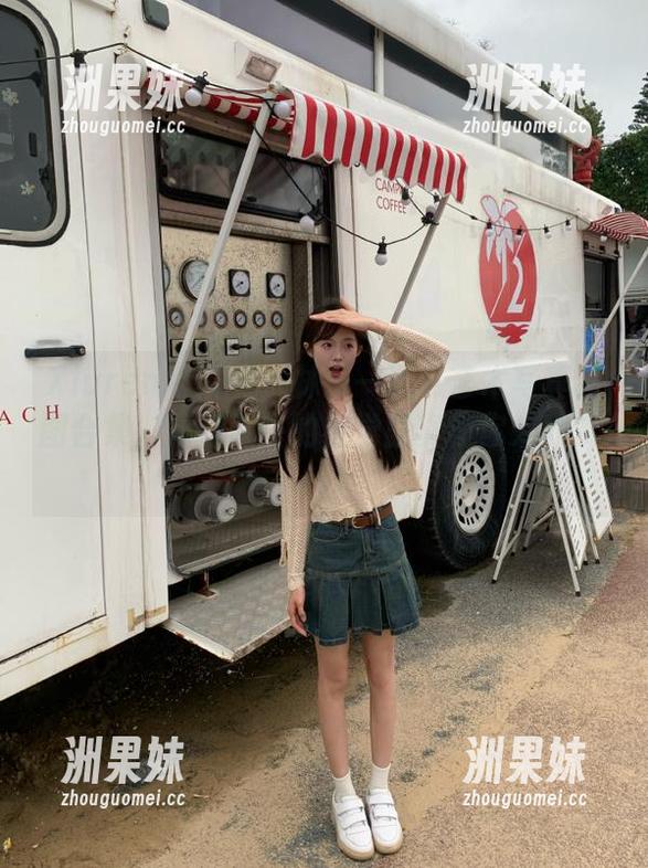 Xiuren秀人网 - 林乐一透明艺术写真套图合集，清新脱俗的视觉盛宴等你来欣赏.txt