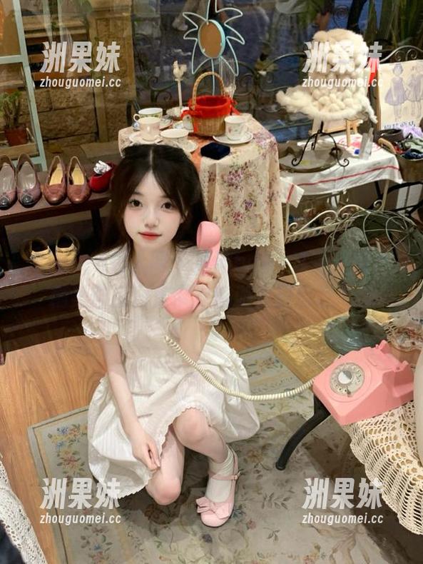 Xiuren秀人网 - 沐沐baby泳池系列：精美作品图库带你畅游夏日幻想.txt