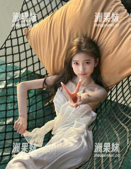 Xiuren秀人网 - 在田冰冰的毛衣写真中找到灵感，畅享无圣光的套图美学.txt