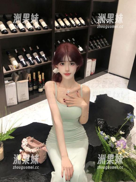 Xiuren秀人网 - 探索草莓zz天使的美丽世界，精选美图记录她的绚烂瞬间.txt
