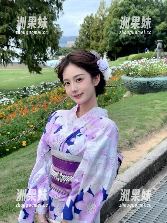 Xiuren秀人网 - 高清写真合集：陈以二的秘密瞬间，捕捉真实美.txt