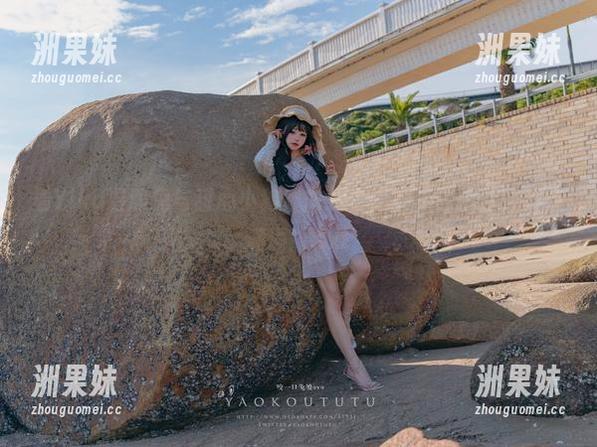 看Yiko湿润兔与甜心小狗，恋爱告急的福利图包，笑点满满！.txt