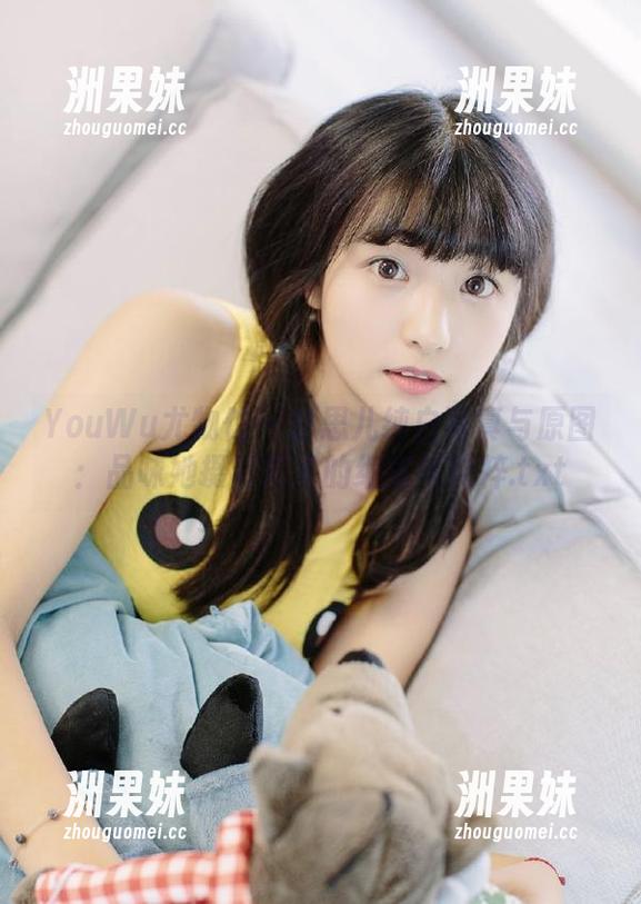 YouWu尤物馆 - 赵思儿纯白写真与原图：品味她摄影艺术的细腻与纯粹.txt