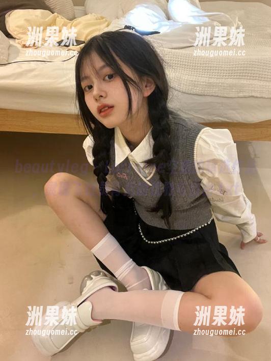 beautyleg - Lorraine空姐的精选作品，展现飞行员背后的优雅与自由.txt