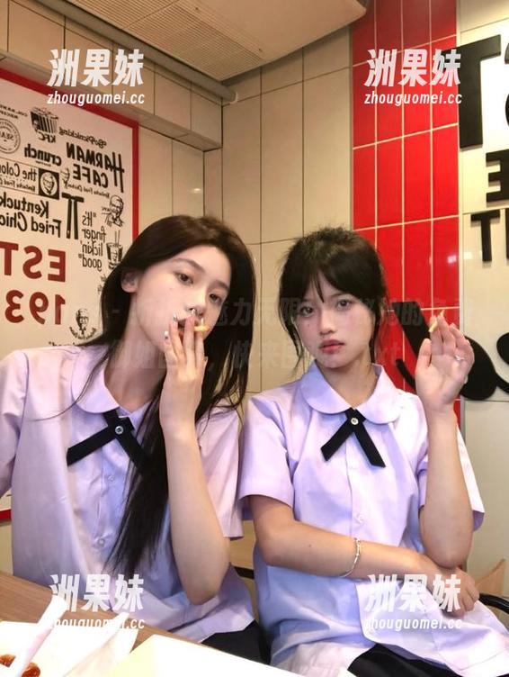 pans - 折折的魅力无限！揭秘她的免费御姐图集，快来围观！.txt