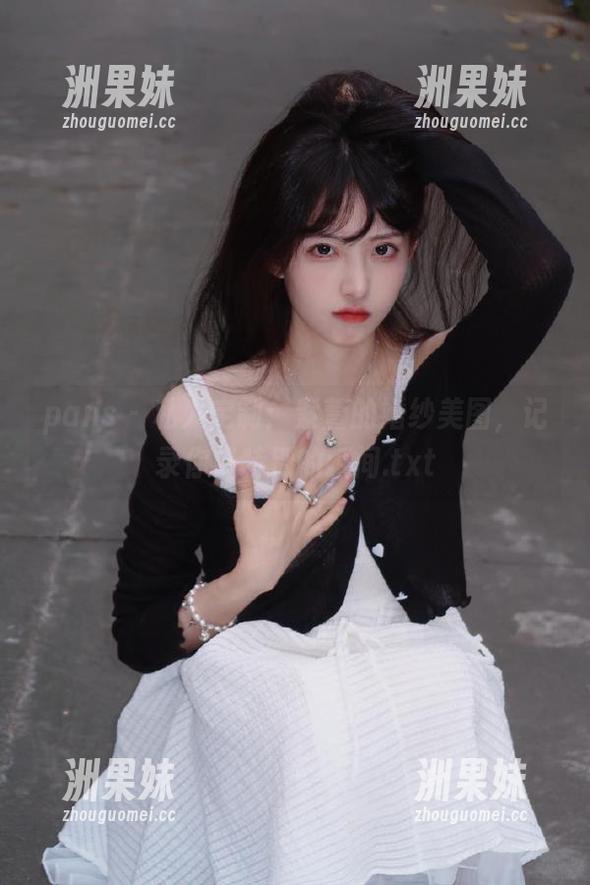 pans - 私人定制：紫萱的婚纱美图，记录你最特别的瞬间.txt