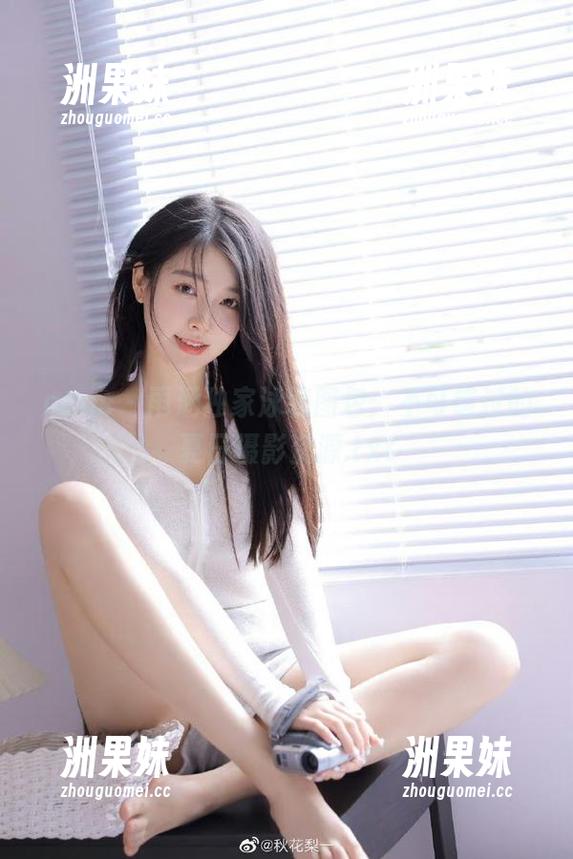 pans - 雨涵独家泳装图包：不可错过的夏日摄影资源.txt