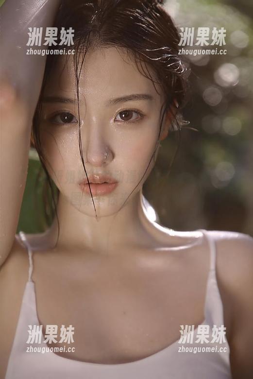 “けん研姐姐”的动漫世界探险，精彩Cos图集等你来评判！.txt
