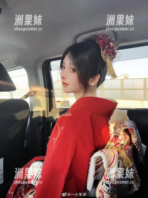 感受一小央泽的毛衣写真魅力，尽享精选资源带来的视觉盛宴！.txt