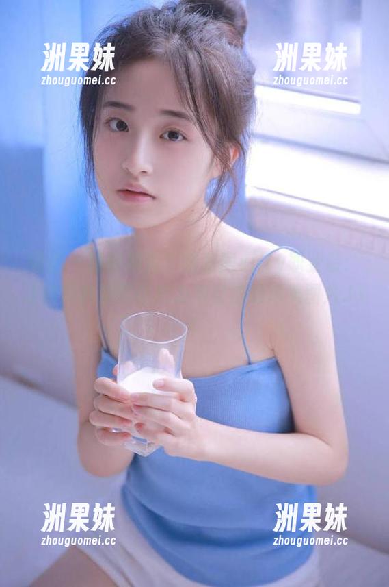 丽柜 - 独特视角下的私房xilly职业装：让你领略到职场魅力与自信的精美图片.txt