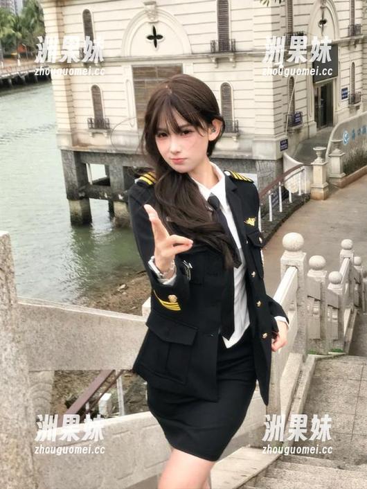 丽柜 - 独特图包分享：婷婷双生花丝柔，让每一瞬间都凝聚成永恒.txt