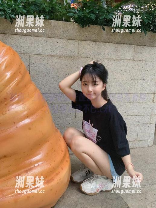 丽柜 - 捕捉安安的长腿魅力：这些写真照片让你心动不已.txt