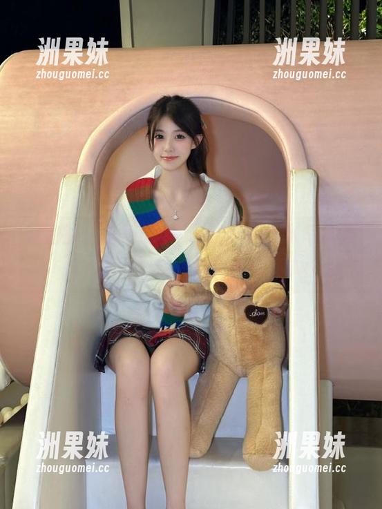 微密圈 - 俏妞qiaoniu66最新JK写真照片，清新脱俗尽显青春气息.txt