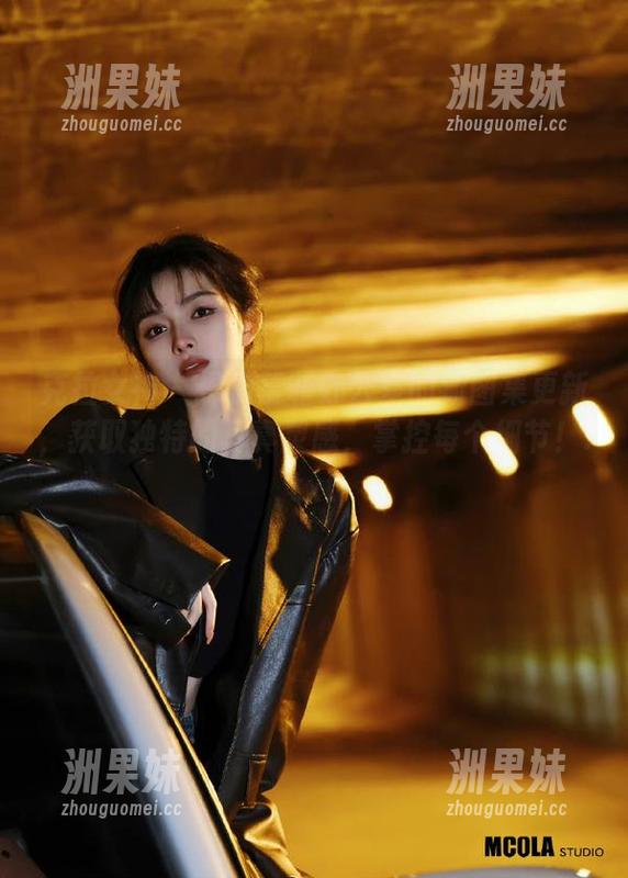 克拉女神 - 探索慕菲办公室的新图集更新，获取独特的写真灵感，掌控每个细节！.txt