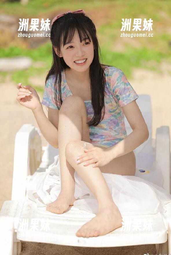 克拉女神 - 随盈盈一起领略夏天的魅力，图库分享精美写真系列.txt