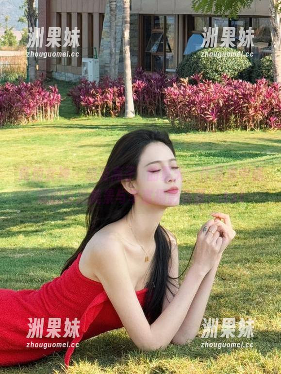 克拉女神 - 感受高子琁的夏天，作品集中蕴藏的自然美景与丰富摄影资源！.txt
