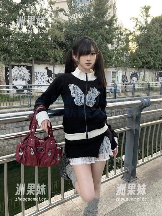 一起来嗨！兔玩映画最新Jk少女的下午系列，搞笑图片更新来袭！.txt