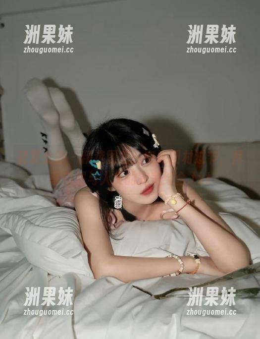 初夏女神 - 精选图包：安妮回村过节，尽享自然与人文的完美结合.txt
