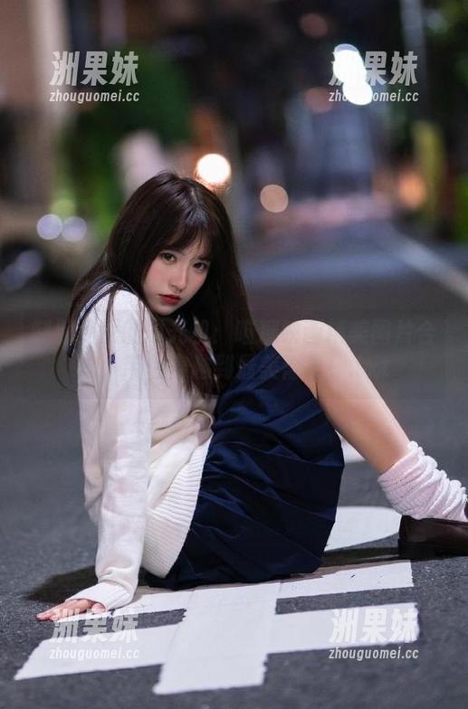 制服少女的时光机：喵糖映画精美图片合集，带你穿越到最美青春！.txt