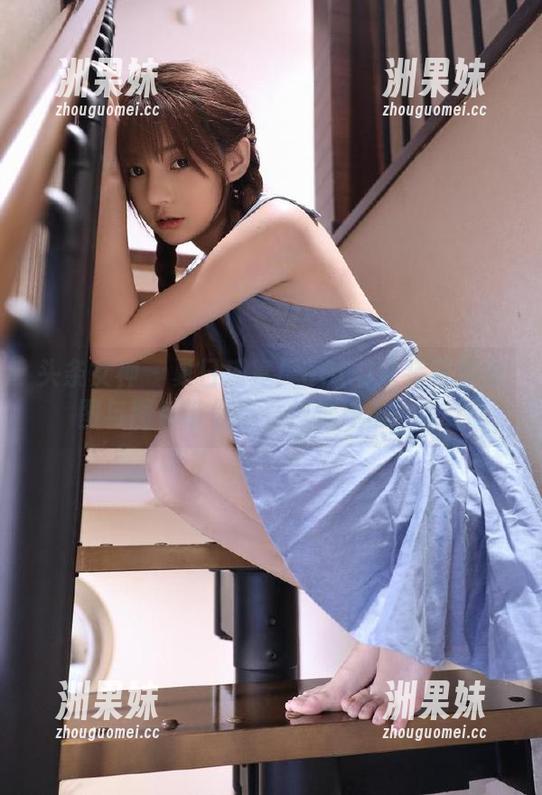 头条女神 - 夏日盛宴！COCO泳装写真原图与图包带你感受视觉冲击！.txt