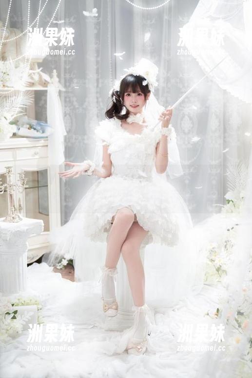 头条女神 - 最新资源抢先看：尹菲清纯私房美女，仿佛梦中精灵般的存在！.txt
