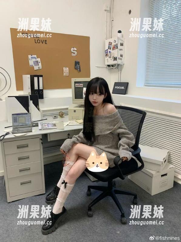 最新写真更新来袭，孙乐乐(손예은)的LOOZY画师作品探索未知之美！.txt