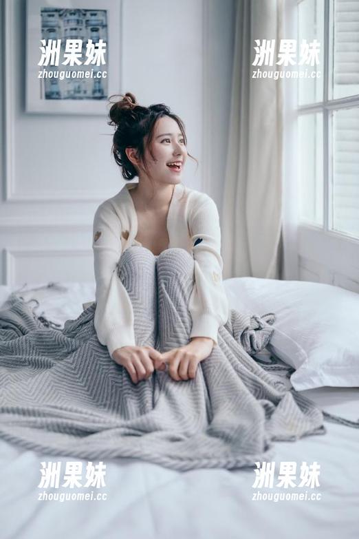 微密圈 - 小萌子的粉色蕾丝合集：这些图片中藏着我对完美的追求与对自己的调侃.txt